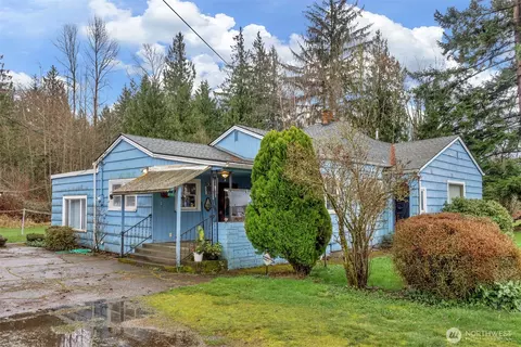 701 N Fruitdale Rd, Sedro Woolley, WA 98284