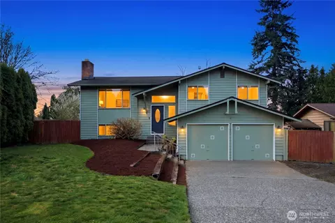 2126 177th St SE, Bothell, WA 98012