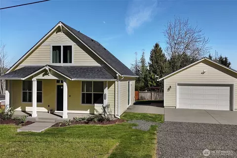 2439 Cedar St E, Port Orchard, WA 98366