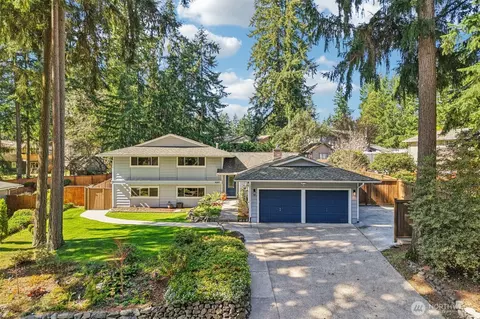 9207 120th Ave SE, Newcastle, WA 98056
