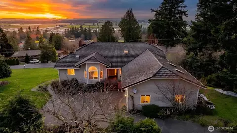 17290 Soundview Rd, Mount Vernon, WA 98274