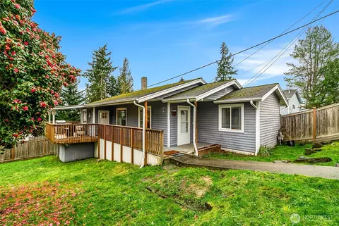 3215 19th St, Everett, WA 98201