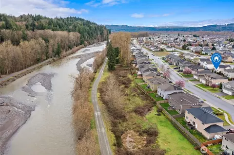 View/Area - 1515 Daffodil Ave NE, Orting, WA 98360 photo 3 of 4