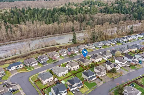 View/Area - 1515 Daffodil Ave NE, Orting, WA 98360 photo 2 of 4