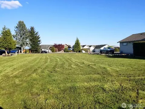 8127 Comox Rd, Birch Bay, WA 98230