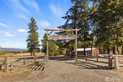 601 Kretschman Dr, Cle Elum, WA 98922