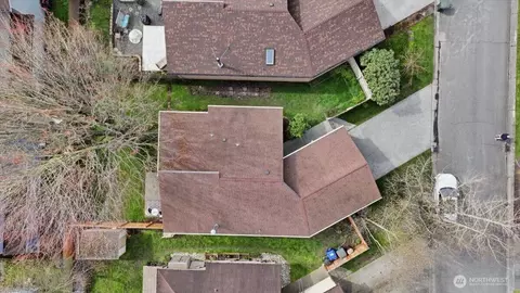 View/Area - 124 93rd St SE, Everett, WA 98208 photo 2 of 2