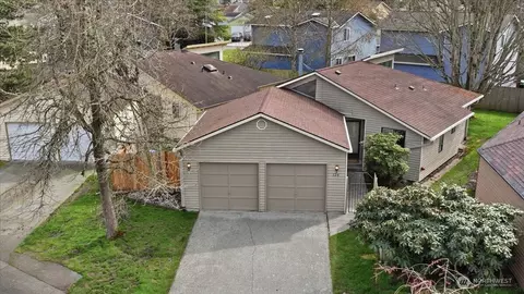 View/Area - 124 93rd St SE, Everett, WA 98208 photo 1 of 2