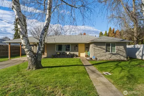 1557 J St, Walla Walla, WA 99362