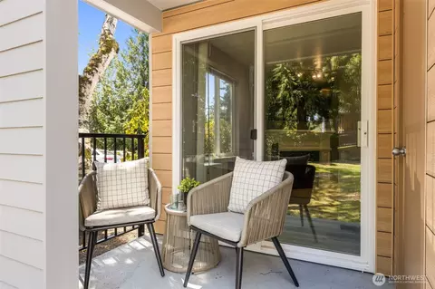 Exterior - 20318 Bothell Everett Hwy #A101, Bothell, WA 98012 photo 1 of 2