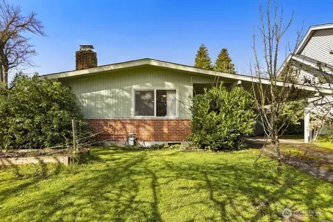 1306 S Monroe St, Tacoma, WA 98405