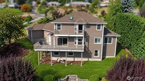 5801 51st Avenue Ct E, Tacoma, WA 98443
