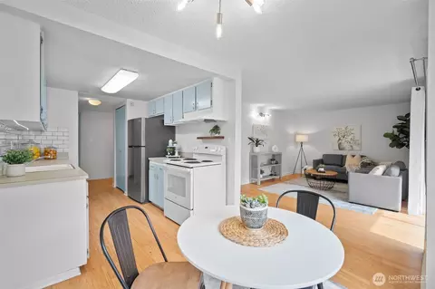 1330 Orleans St, Bellingham, WA 98229
