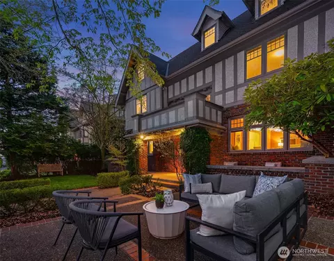 1212 21st Ave E, Seattle, WA 98112