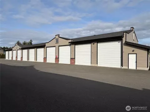 2225 Mercedes Dr #A-5, Lynden, WA 98264