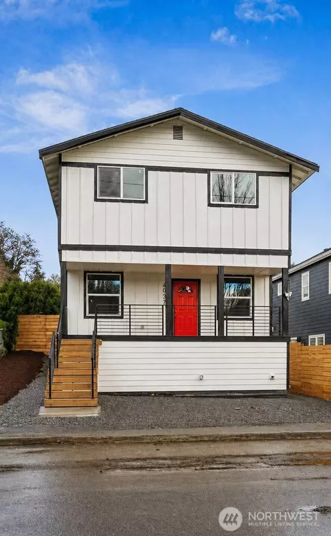 4002 Courtland Pl S, Seattle, WA 98118