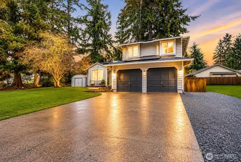 8600 Oxford Ave SE, Lacey, WA 98503