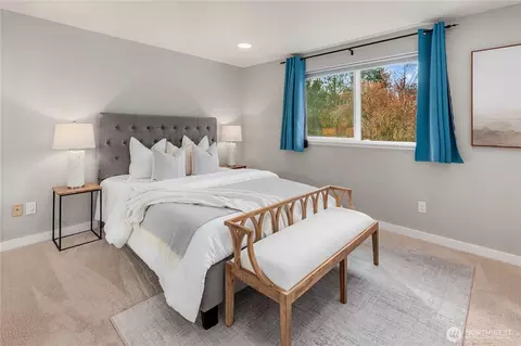 Bedroom - 814 213th St SE, Bothell, WA 98021 photo 1 of 5