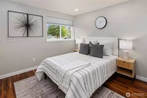 Bedroom - 814 213th St SE, Bothell, WA 98021 photo 4 of 5