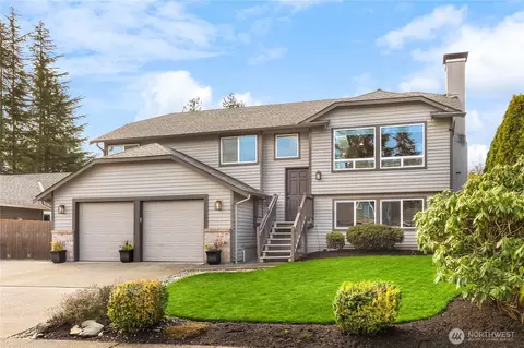 814 213th St SE, Bothell, WA 98021
