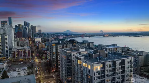 2801 1st Ave #612, Seattle, WA 98121