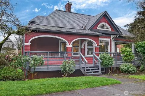 1310 Ellsworth St, Bellingham, WA 98225
