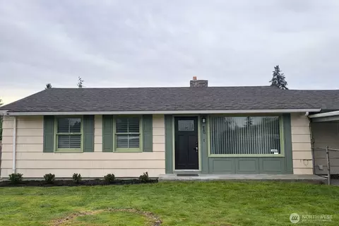 860 111th St S, Tacoma, WA 98444