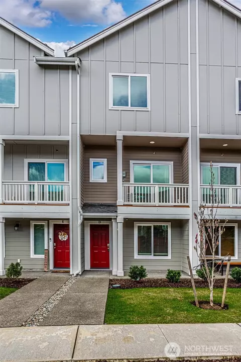 8800 Corona Ct NE #D, Lacey, WA 98516