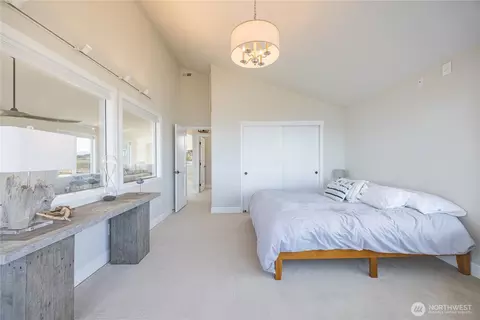 Bedroom - 391 3 Crabs Rd, Sequim, WA 98382 photo 3 of 4