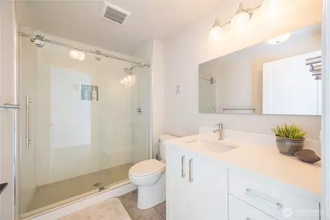 Bath - 391 3 Crabs Rd, Sequim, WA 98382 photo 1 of 2