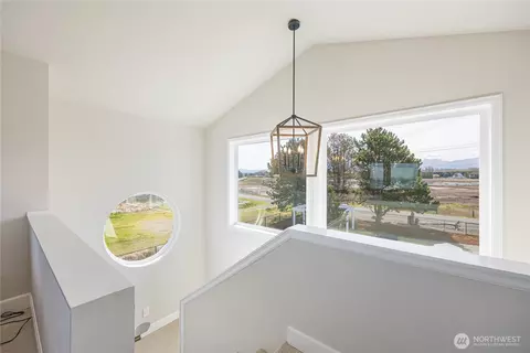 Entry Way - 391 3 Crabs Rd, Sequim, WA 98382 photo 2 of 2