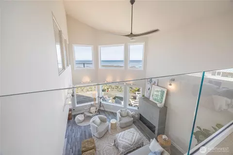 Living - 391 3 Crabs Rd, Sequim, WA 98382 photo 7 of 7