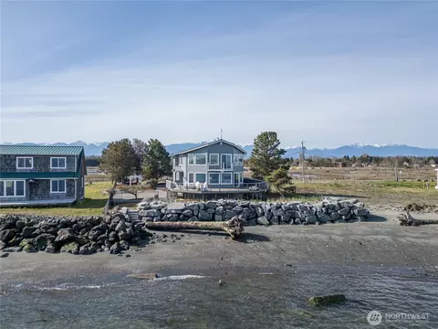 View/Area - 391 3 Crabs Rd, Sequim, WA 98382 photo 2 of 8