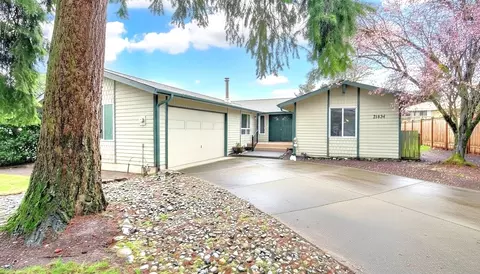 21834 SE 265th Way, Maple Valley, WA 98038