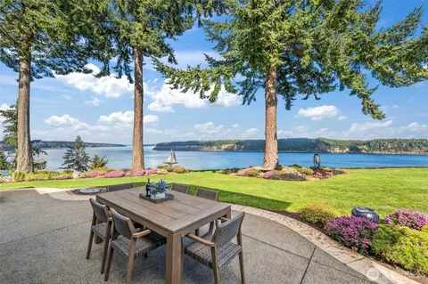 1319 42nd St NW, Gig Harbor, WA 98335