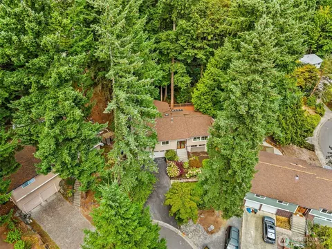10554 NE 150th Ct, Bothell, WA 98011