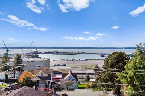 2522 Rucker Ave #403, Everett, WA 98201