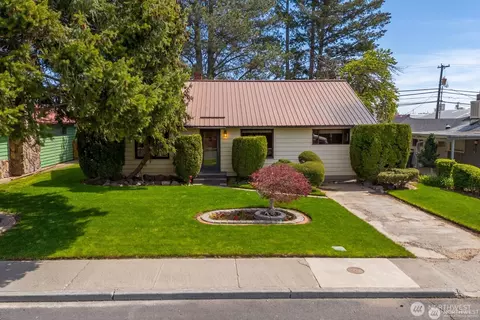 1134 SW C St, Ephrata, WA 98823