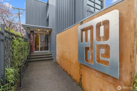 752 Bellevue Ave E #202, Seattle, WA 98102