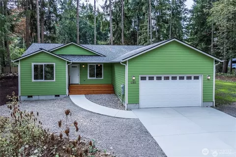 17911 Clearland Blvd SE, Yelm, WA 98597