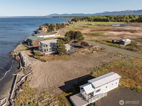 381 3 Crabs Rd, Sequim, WA 98382 photo 4