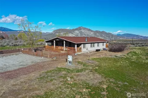 32 Valley View Dr, Tonasket, WA 98855