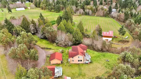 1673 Woodland Dr, Port Townsend, WA 98368