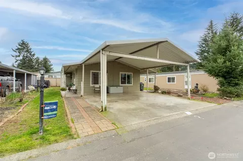 707 37th St SE #12, Auburn, WA 98002