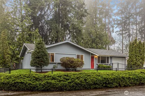 2322 Bryce Canyon Ct, Puyallup, WA 98374