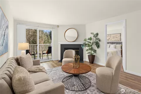 12740 NE 10th Pl #E302, Bellevue, WA 98005