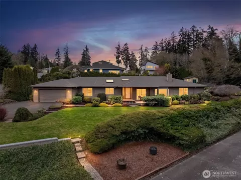 2590 NE William E Sutton Rd, Bremerton, WA 98311