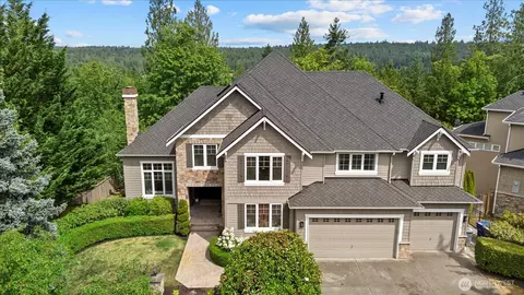 2046 277th Ave SE, Sammamish, WA 98075