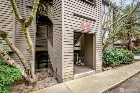 110 SW 116th St #A13, Seattle, WA 98146