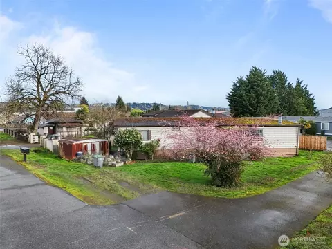 24 4th Ave S, Algona, WA 98001